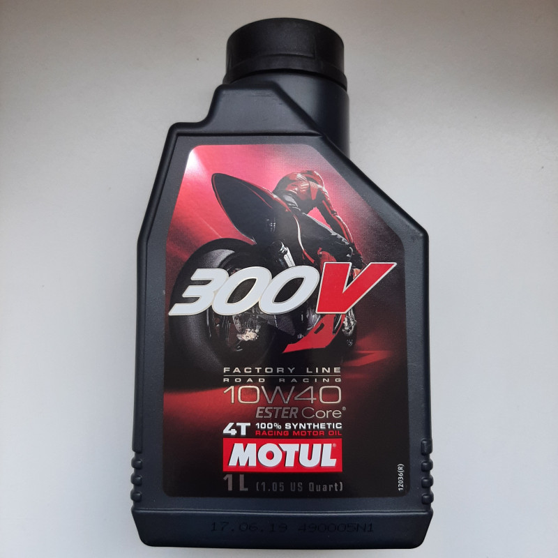 MOTUL 300V, 10W40, ROAD RACING, 1L